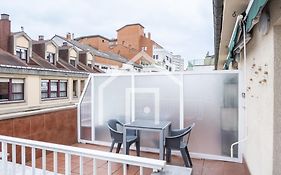 Ático Quintana II - con terraza, en el centro con Wifi y garaje